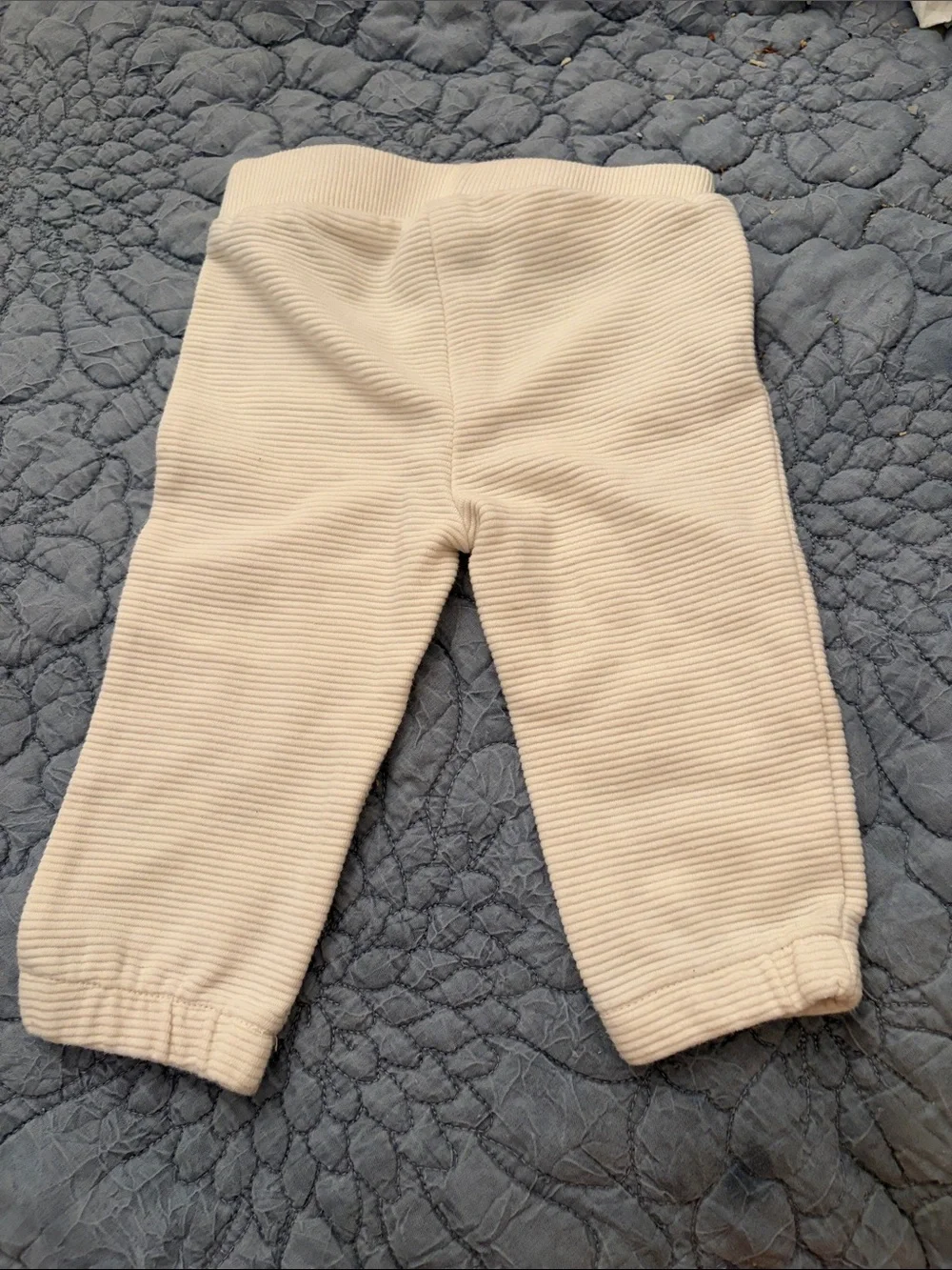 ADORABLE! Disney Cream Ribbed Winnie the Pooh One-Piece Set